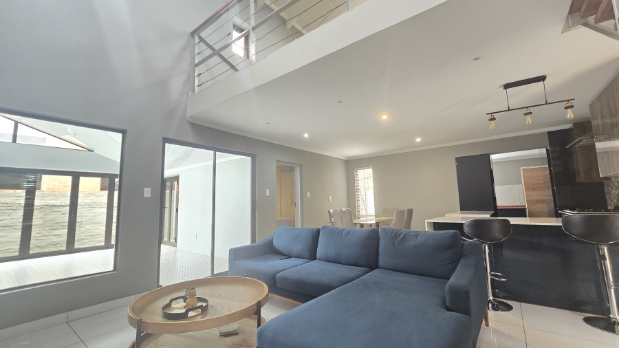 4 Bedroom Property for Sale in Waterval East North West